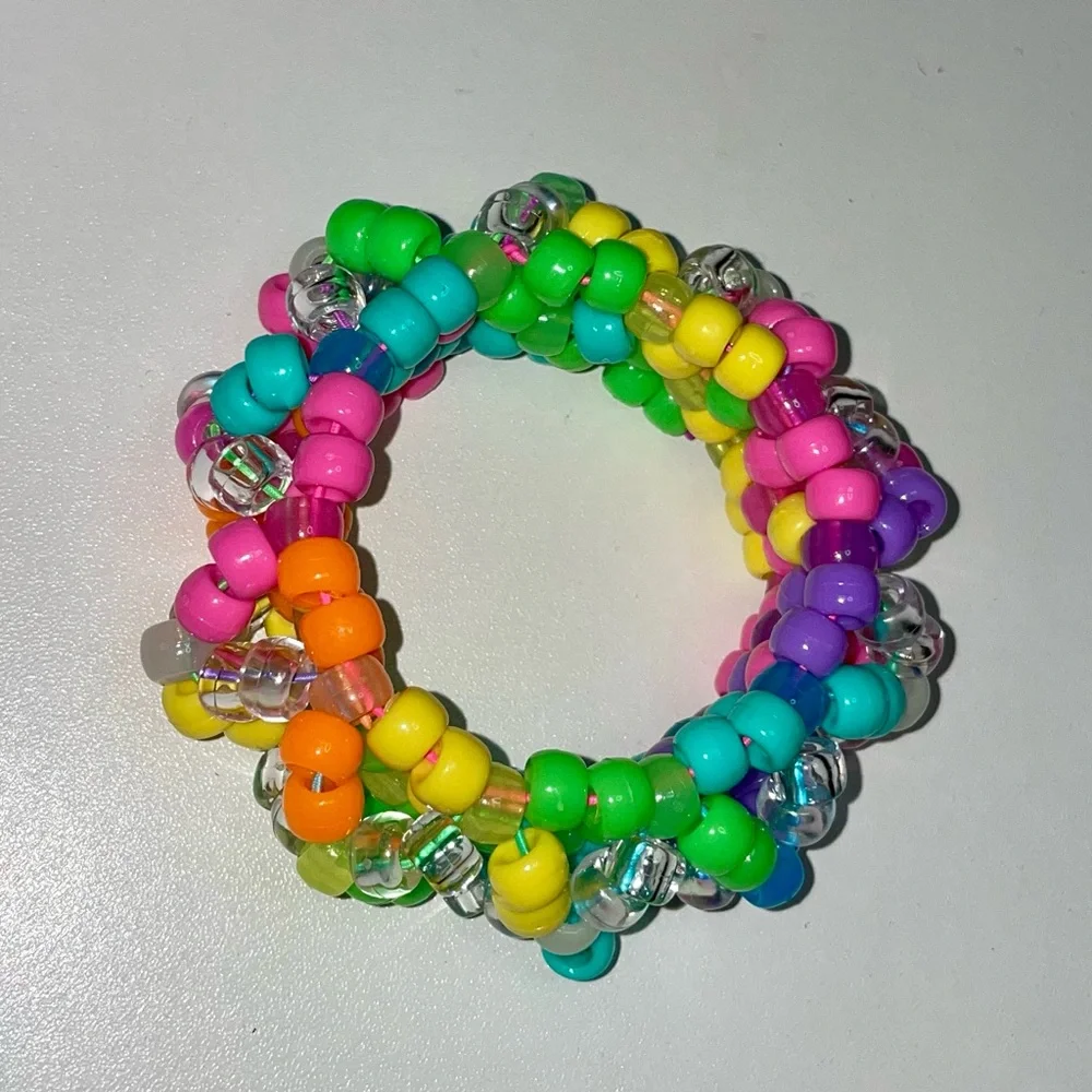 Kandi Rave Bracelet | neon rainbow (UV reactive, glow in the dark) - Picture 5 of 7